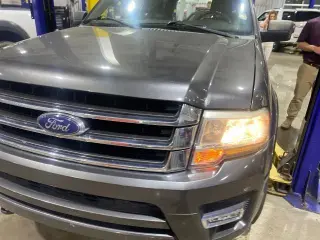 Ford Expedition 2017 4x4 XLT 4dr SUV