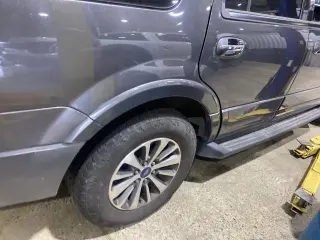Ford Expedition 2017 4x4 XLT 4dr SUV