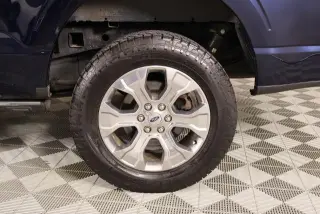 Ford F-150 2022 4x4 Platinum 4dr SuperCrew 6.5 ft. SB