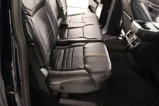 Ford F-150 2022 4x4 Platinum 4dr SuperCrew 6.5 ft. SB