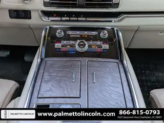 Lincoln Navigator L 2020 4x4 Reserve 4dr SUV