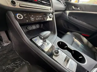 Genesis G70 2025 2.5T Standard 4dr Sedan