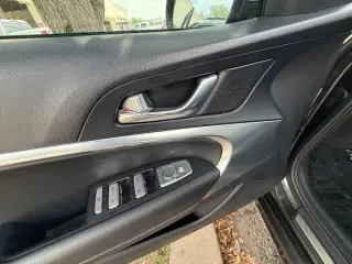 Genesis G70 2025 2.5T Standard 4dr Sedan