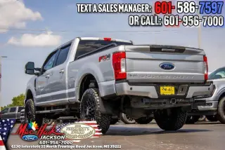 Ford F-250 Super Duty 2019 4x4 Lariat 4dr Crew Cab 6.8 ft. SB Pickup