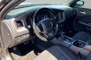 Dodge Charger 2022 SXT Sedán de 4 puertas
