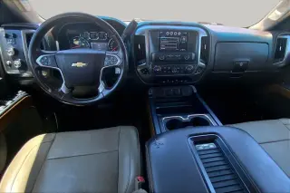 Chevrolet Silverado 1500 2017 4x4 LTZ 4 puertas Crew Cab batea corta de 5.8 pies
