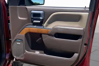 Chevrolet Silverado 1500 2017 4x4 LTZ 4 puertas Crew Cab batea corta de 5.8 pies