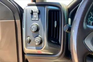 Chevrolet Silverado 1500 2017 4x4 LTZ 4 puertas Crew Cab batea corta de 5.8 pies
