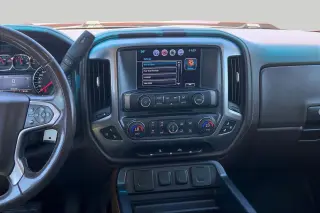 Chevrolet Silverado 1500 2017 4x4 LTZ 4 puertas Crew Cab batea corta de 5.8 pies