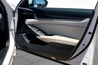 Honda Accord Hybrid 2021 Touring Sedán de 4 puertas