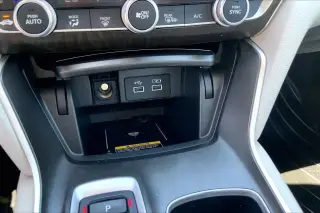 Honda Accord Hybrid 2021 Touring Sedán de 4 puertas