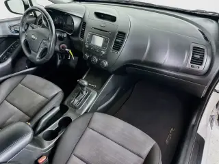 Kia Forte 2016 EX Sedán de 4 puertas