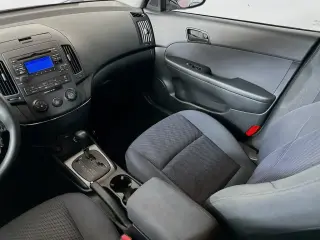 Hyundai ELANTRA Touring 2010 GLS Familiar de 4 puertas