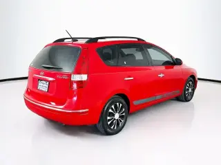 Hyundai ELANTRA Touring 2010 GLS Familiar de 4 puertas