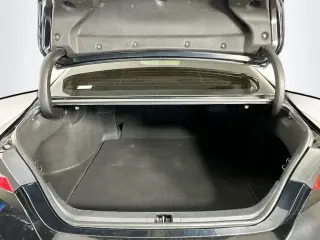 Toyota Camry 2021 SE Sedán de 4 puertas