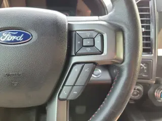 Ford F-150 2020 4x4 Lariat 4dr SuperCrew Caja corta de 5.5 pies