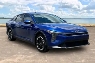 Kia K4 2025 EX Sedán de 4 puertas