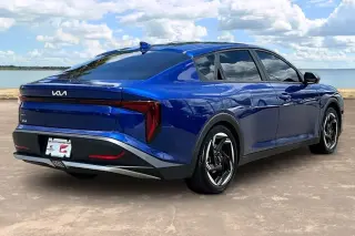 Kia K4 2025 EX Sedán de 4 puertas