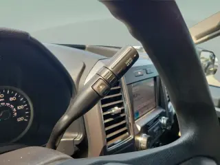 Ford F-150 2019 4x2 XLT 4 puertas SuperCrew batea de 5.5 pies