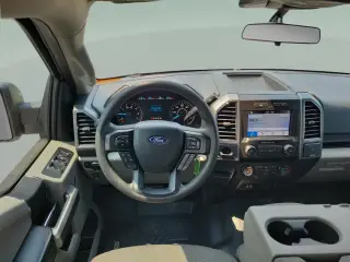 Ford F-150 2019 4x2 XLT 4 puertas SuperCrew batea de 5.5 pies