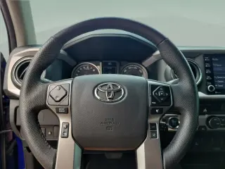 Toyota Tacoma 2023 4x4 TRD Off-Road Cabina de Acceso 4p Caja de 6.1 pies