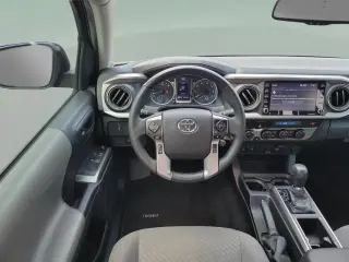 Toyota Tacoma 2023 4x4 TRD Off-Road Cabina de Acceso 4p Caja de 6.1 pies