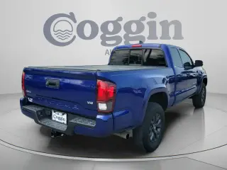 Toyota Tacoma 2023 4x4 TRD Off-Road Cabina de Acceso 4p Caja de 6.1 pies