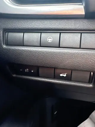 Nissan Rogue 2021 SV Crossover de 4 puertas