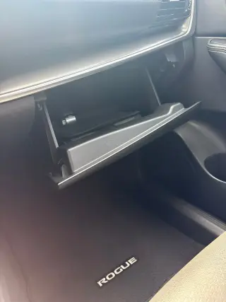 Nissan Rogue 2021 SV Crossover de 4 puertas
