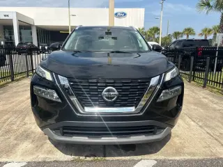 Nissan Rogue 2021 SV Crossover de 4 puertas