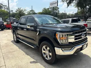 Ford F-150 2022 4x4 Lariat 4dr SuperCrew Caja de 5.5 pies