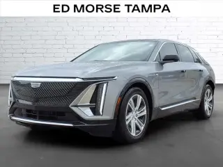 SUV Cadillac LYRIQ Tech de 4 puertas 2024
