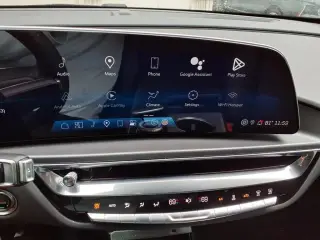 SUV Cadillac LYRIQ Tech de 4 puertas 2024
