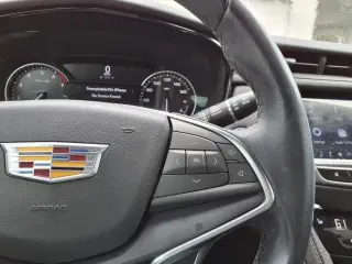 Cadillac XT5 2023 Luxury SUV de 4 puertas