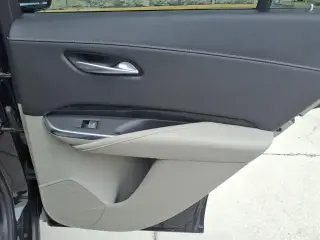 Cadillac XT4 2022 Premium Luxury Crossover de 4 puertas