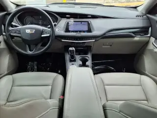 Cadillac XT4 2022 Premium Luxury Crossover de 4 puertas