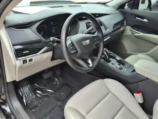 Cadillac XT4 2022 Premium Luxury Crossover de 4 puertas