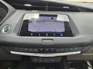 Cadillac XT4 2022 Premium Luxury Crossover de 4 puertas
