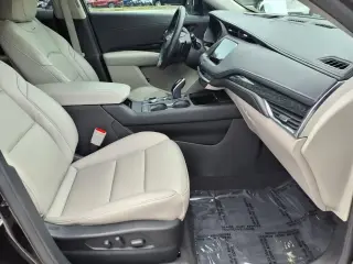 Cadillac XT4 2022 Premium Luxury Crossover de 4 puertas