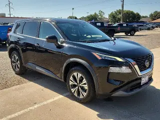 Nissan Rogue SV Crossover de 4 puertas 2022