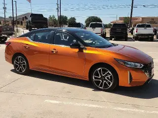 Nissan Sentra 2025 SR Sedán de 4 puertas