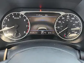 Nissan Sentra 2025 SR Sedán de 4 puertas