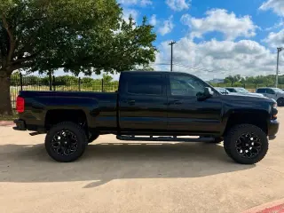 Chevrolet Silverado 1500 2017 4x4 LT 4dr Crew Cab 5.8 ft. SB