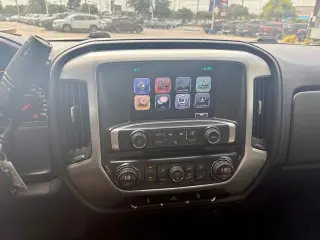 GMC Sierra 1500 2017 4x4 SLE 4dr Crew Cab 5.8 ft. SB