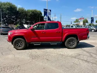 Toyota Tacoma 2023 4x2 TRD Off-Road 4dr Double Cab 5.0 ft SB