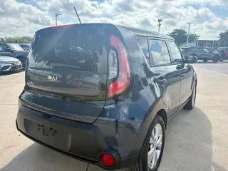 Kia Soul 2015 + 4dr Crossover