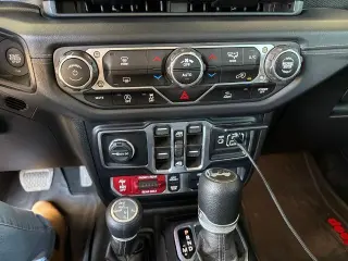 Jeep Wrangler 2025 4x4 Rubicon 4dr SUV