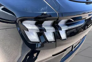 Ford Mustang Mach-E 2023 Premium 4dr SUV