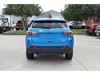 Jeep Compass 2024 4x4 Latitude 4dr SUV