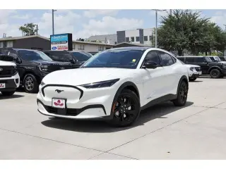 Ford Mustang Mach-E 2024 AWD Select 4dr SUV